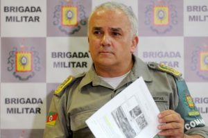 Coronel Alfeu Freitas relatou que os quatro mortos no confronto tinham extensa ficha criminal | Foto: Guilherme Testa